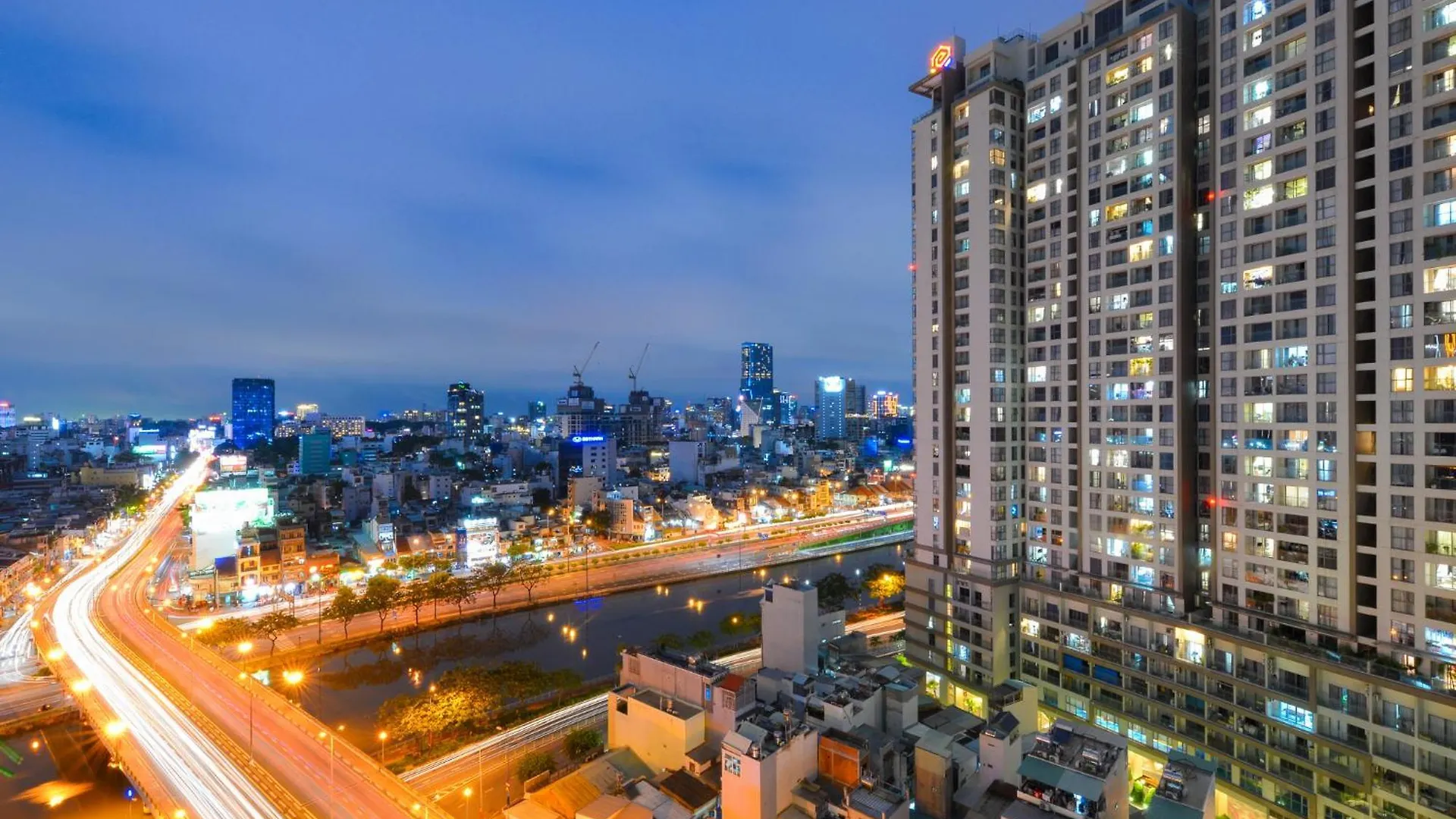 Apartment Macy Apt @ Rivergate - Infinity Pool. Center Ben Thanh Ho Chi Minh City