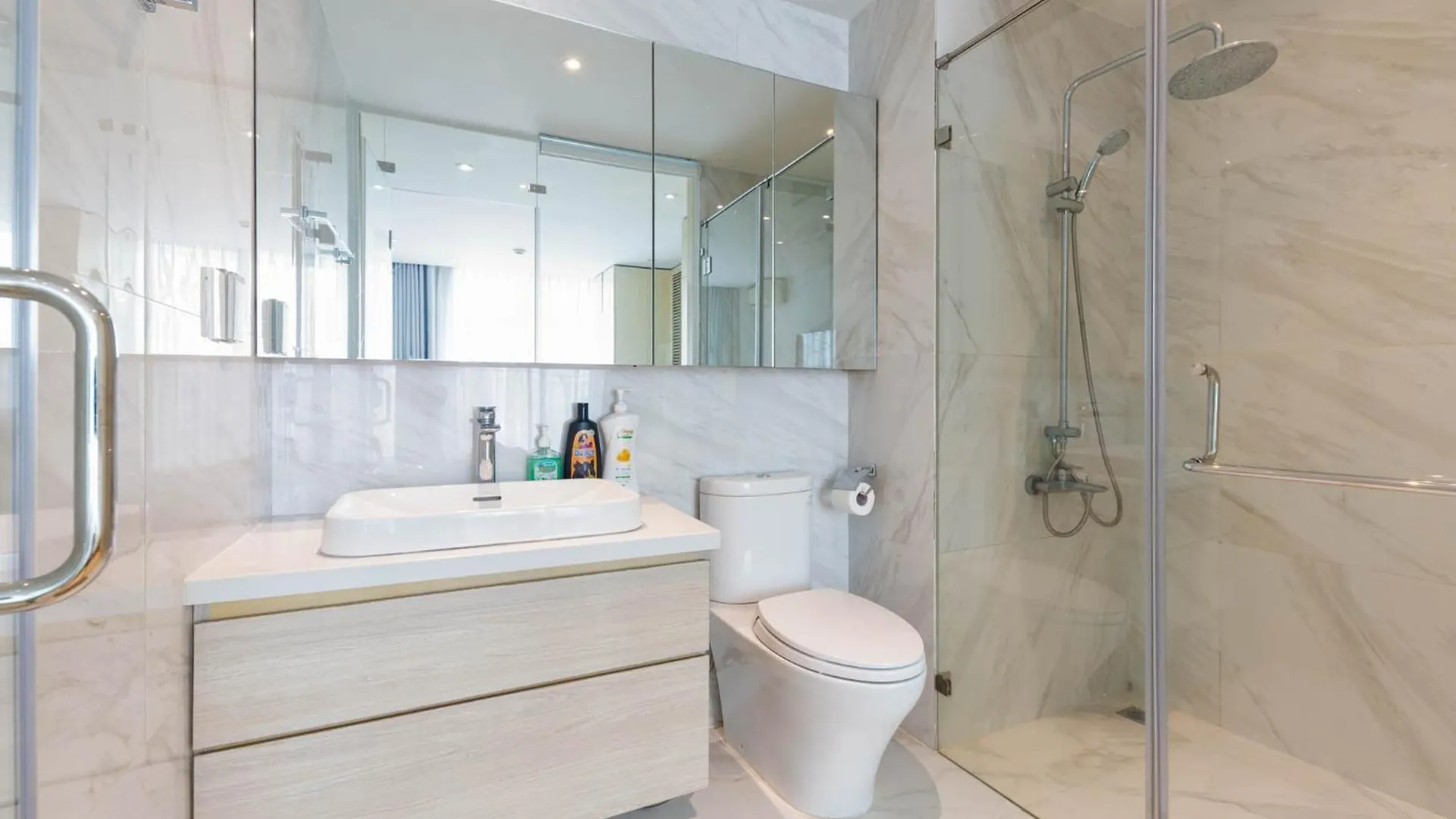 Macy Apt @ Rivergate - Infinity Pool. Center Ben Thanh Ho Chi Minh City 0*,