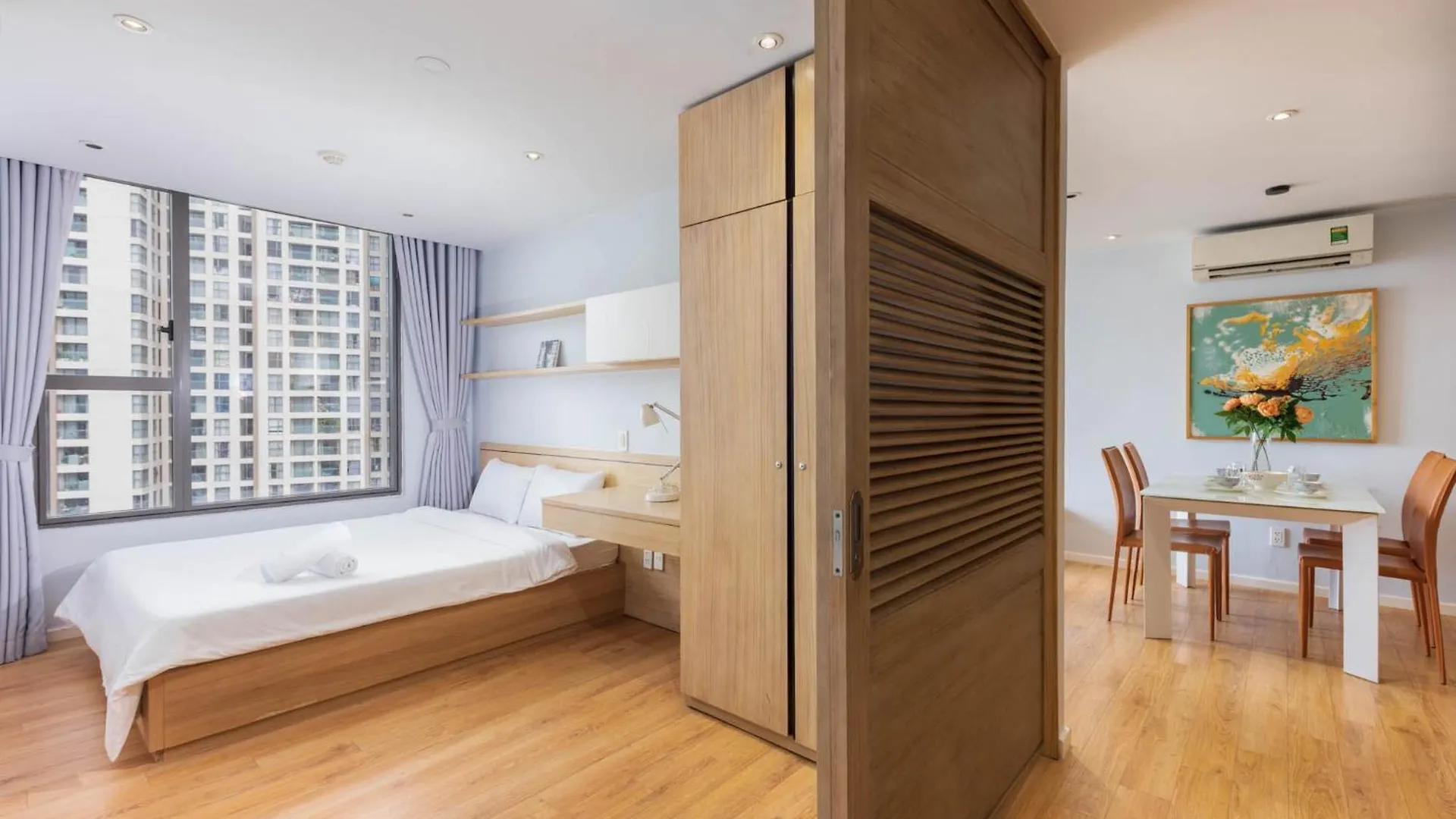 Macy Apt @ Rivergate - Infinity Pool. Center Ben Thanh Ho Chi Minh City Apartment