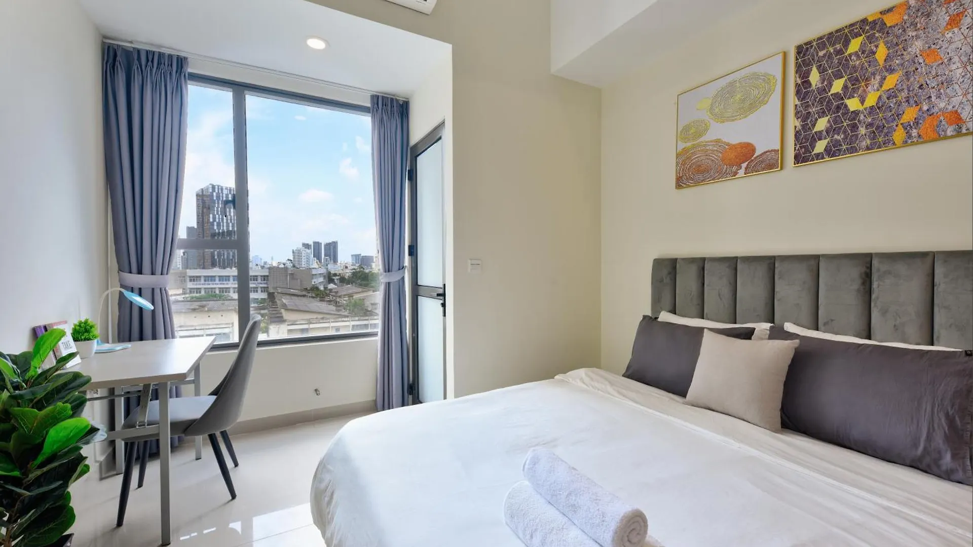 Macy Apt @ Rivergate - Infinity Pool. Center Ben Thanh Ho Chi Minh City